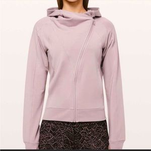 Lululemon Coast Hoodie in a gorgeous smokey pink/dusty rose colour.